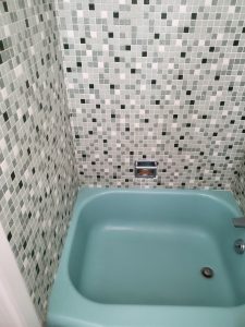 Anything Possible Handyman - Kansas City Missouri - Breathing new life into an outdated bathroom